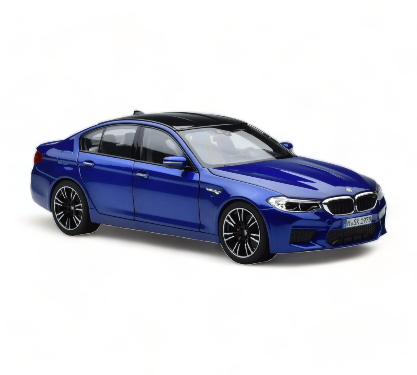 BMW M5 F90 Scale Model 1/18 Marina Bay Blue Pre-LCI